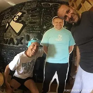 Fotografie z článku 32