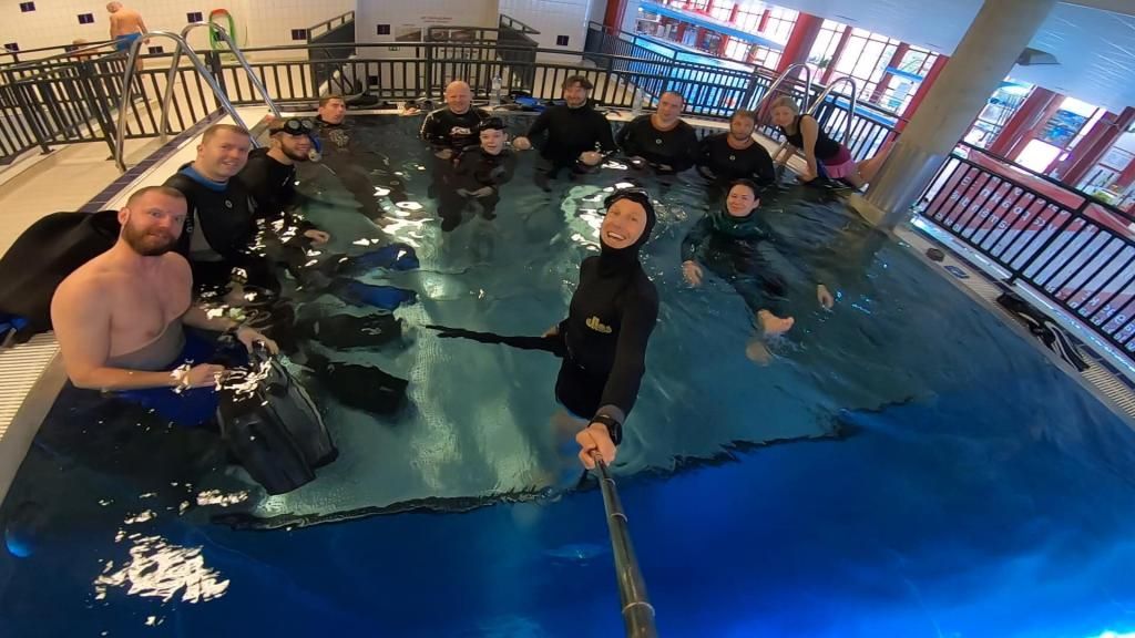 LEVEL 1 freediver - bazénový kurz FII v 8,5m hlubokém bazéně      