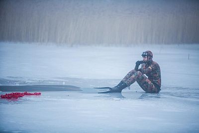 milicin-under-ice-2018-28